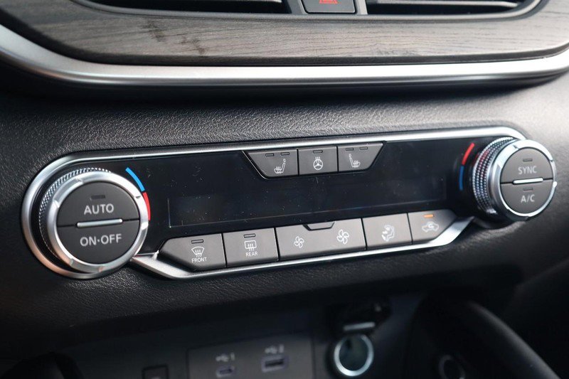 New 2025 Nissan Altima 2.5 SL image 14