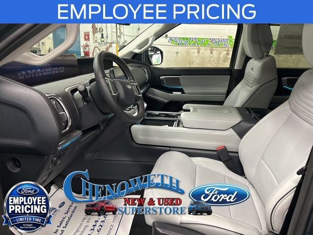 New 2026 Ford Expedition Platinum w/ Platinum Ultimate Package AWD/4WD image 10