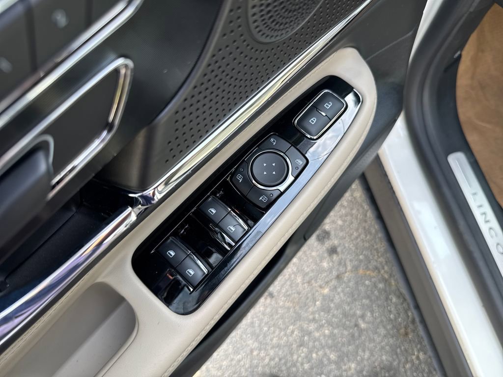 New 2026 Lincoln Corsair Grand Touring AWD/4WD image 11