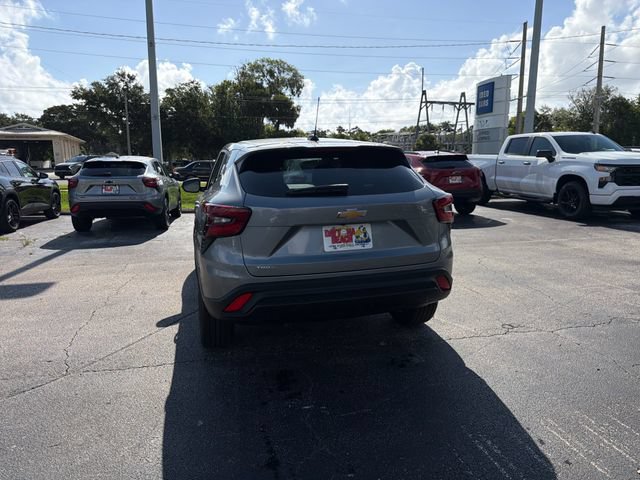 New 2026 Chevrolet Trax LS w/ LS Convenience Package FWD image 9