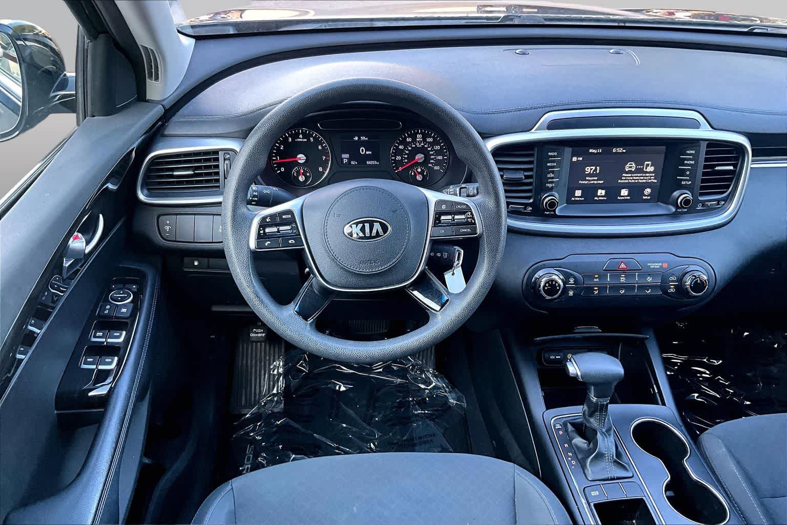 Used 2019 Kia Sorento L FWD image 6