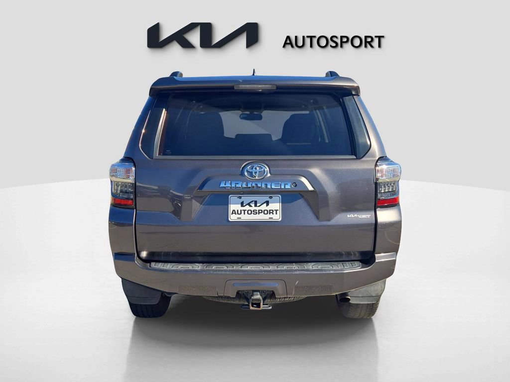 Used 2019 Toyota 4Runner SR5 image 9