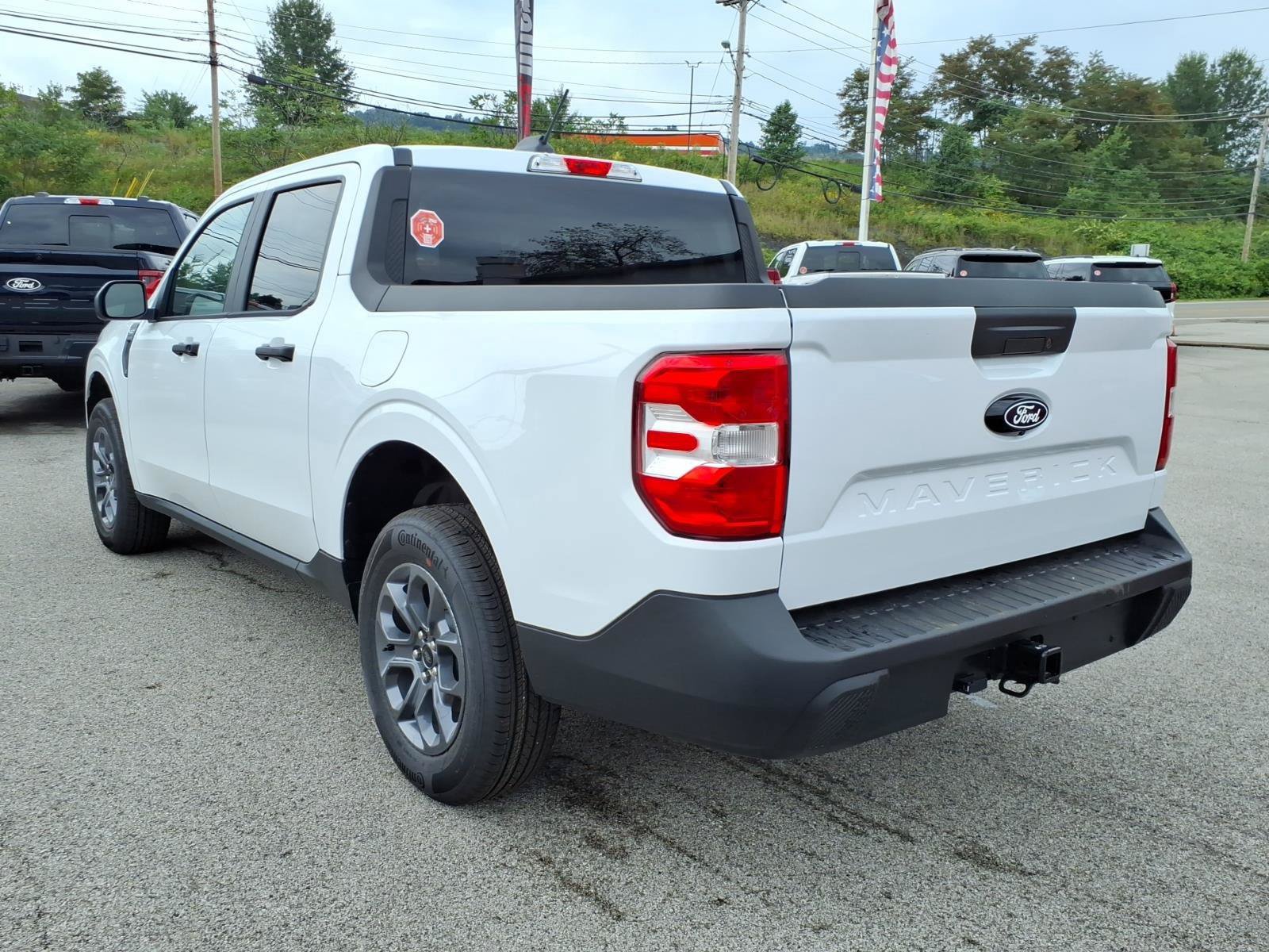 New 2026 Ford Maverick XLT w/ Equipment Group 301A AWD/4WD image 3