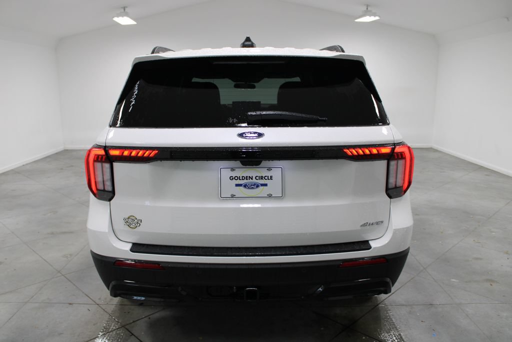New 2026 Ford Explorer ST-Line AWD/4WD image 7