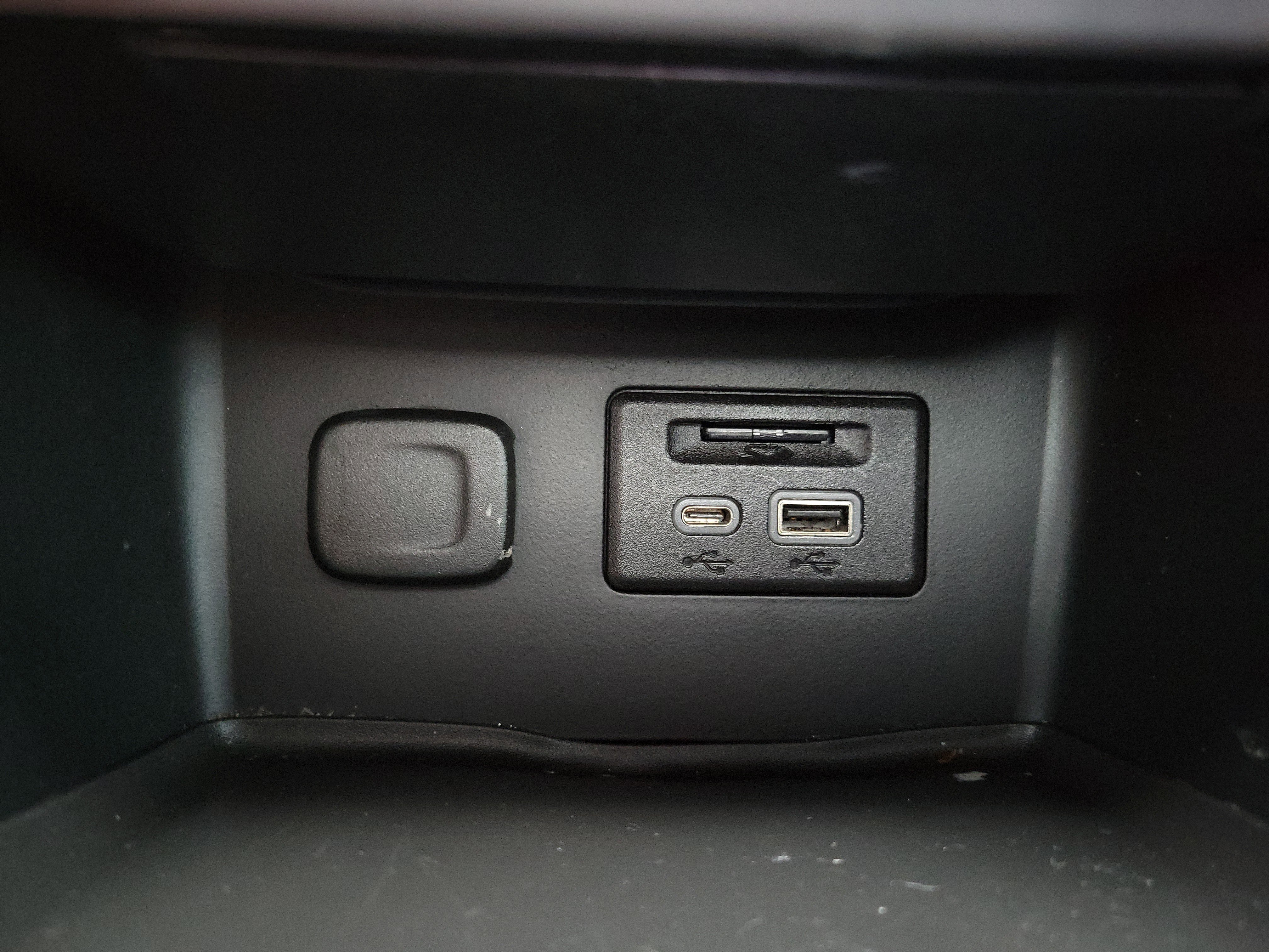 Used 2020 GMC Acadia AT4 w/ Driver Alert Package II image 37