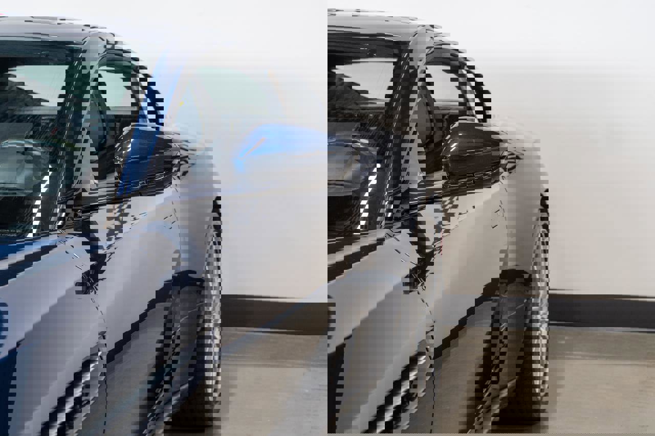 Used 2018 Aston Martin DB11 V12 image 26