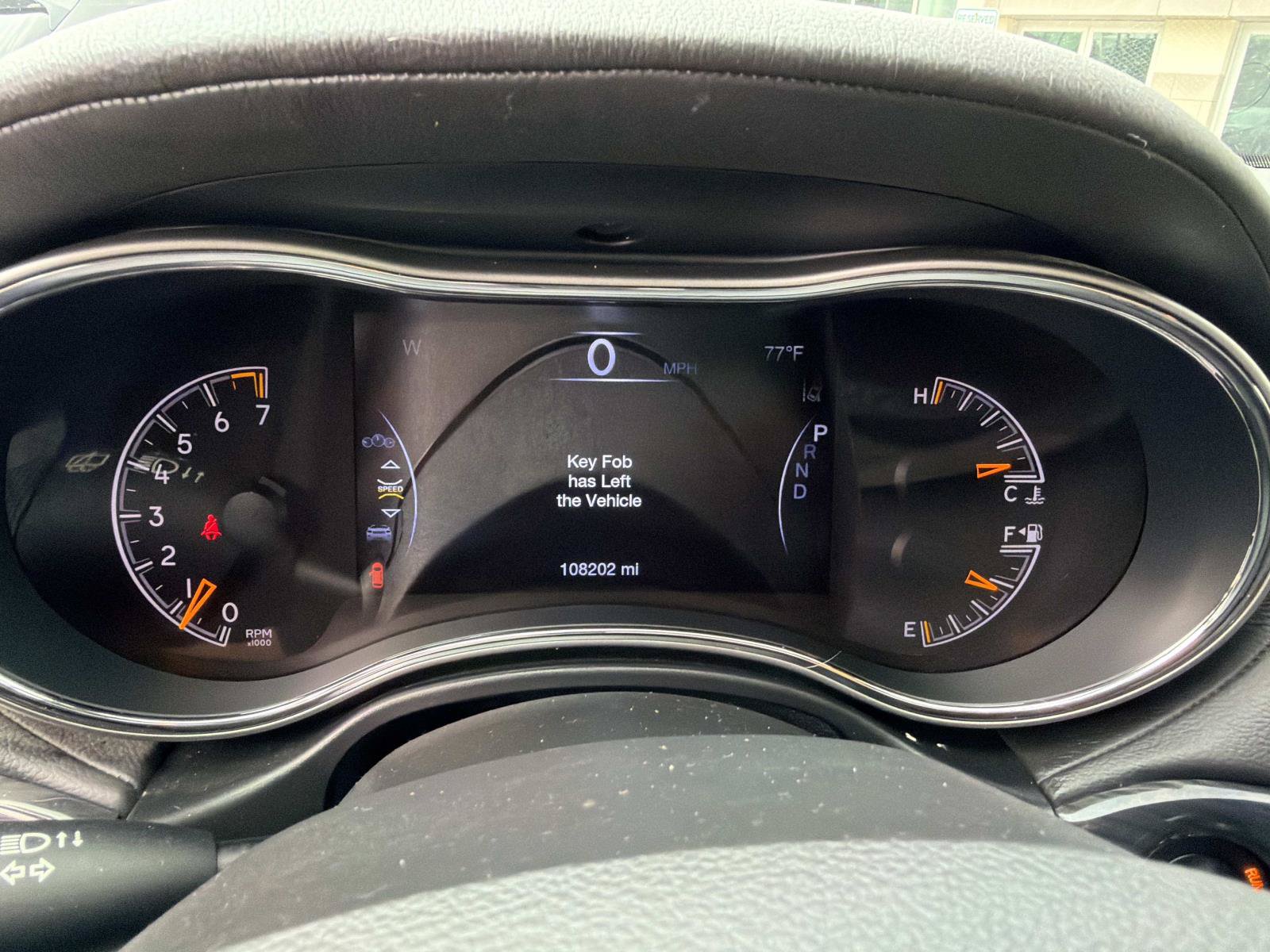 Used 2019 Jeep Grand Cherokee Overland AWD/4WD image 27