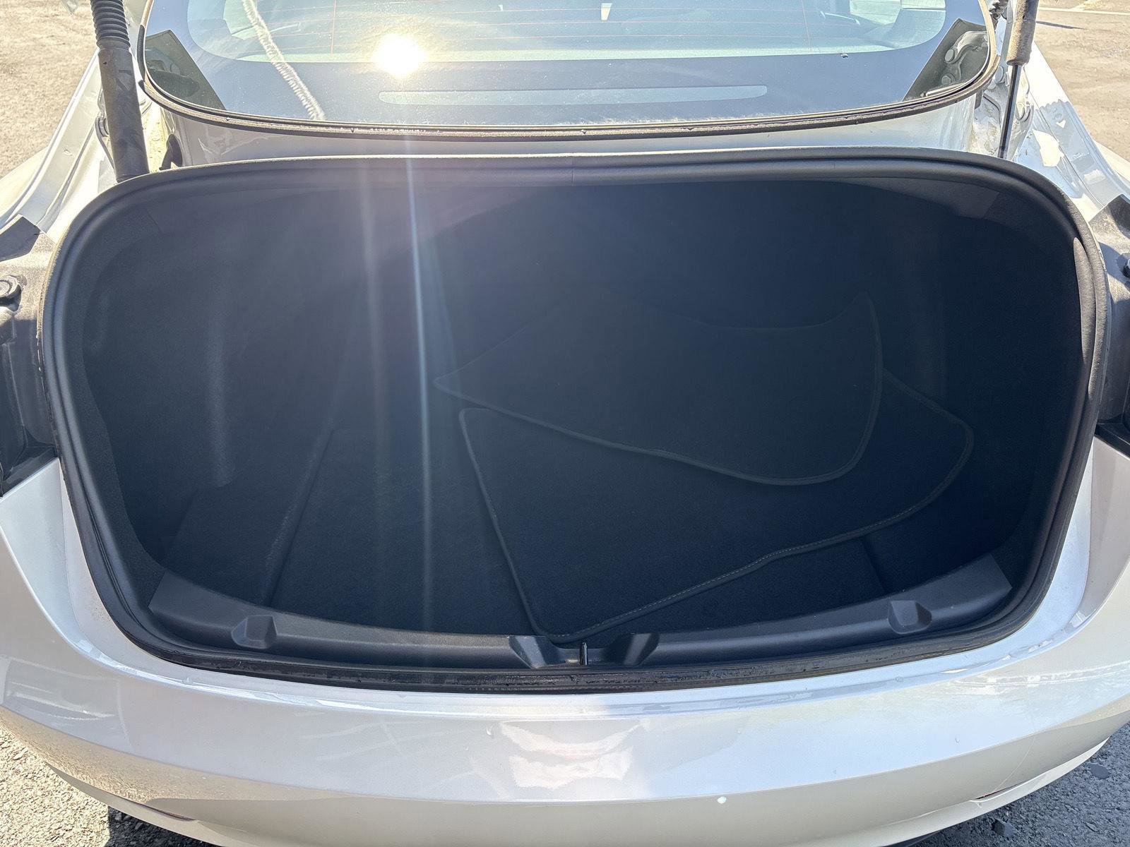 Used 2023 Tesla Model 3 Standard Range image 7