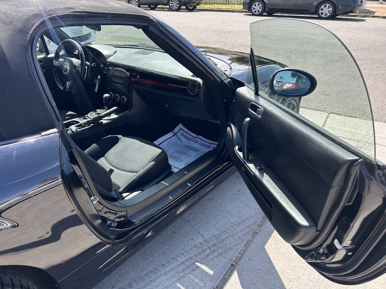 Used 2013 MAZDA MX-5 Miata Club RWD image 20