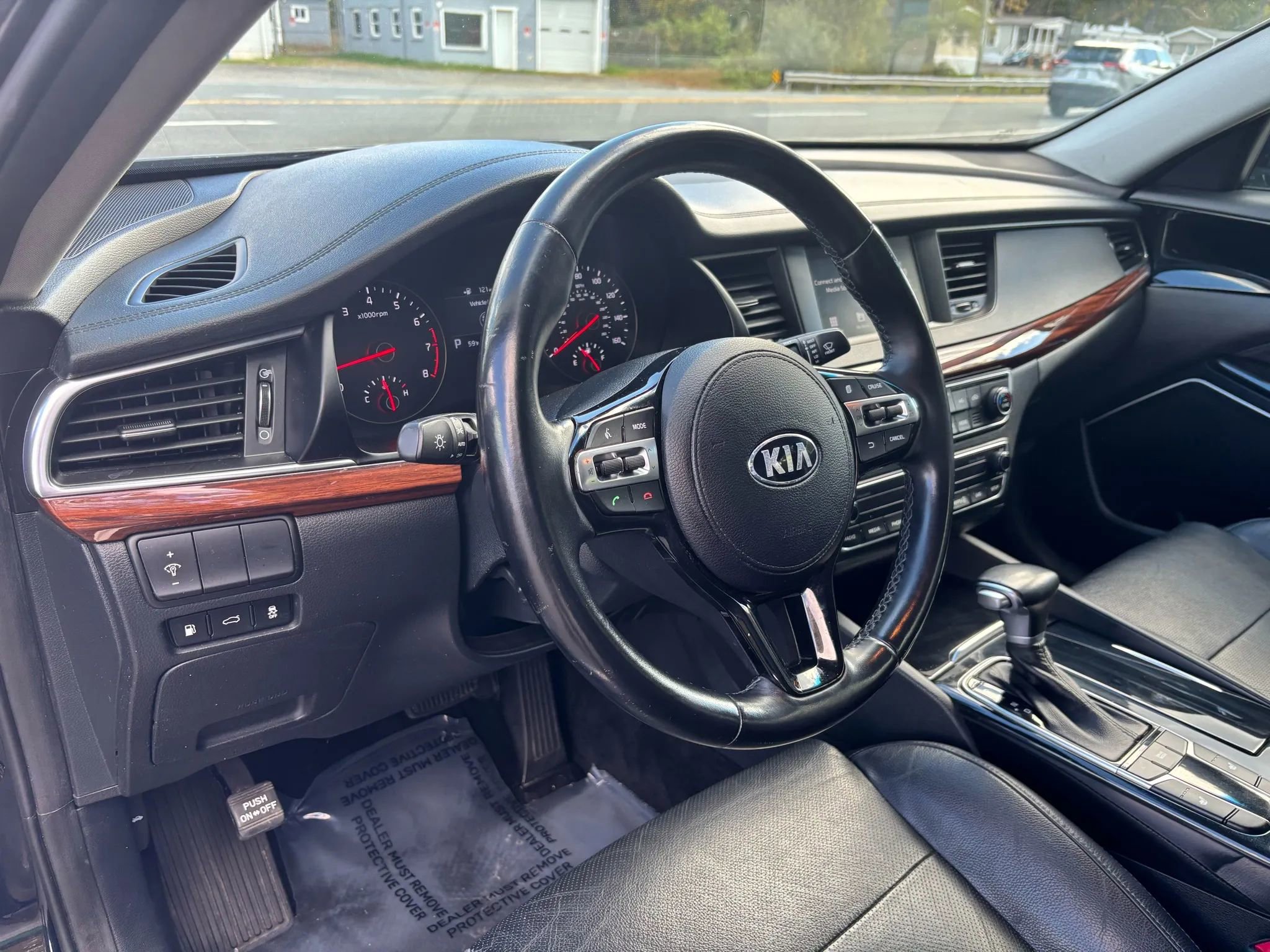 Used 2018 Kia Cadenza Premium image 23