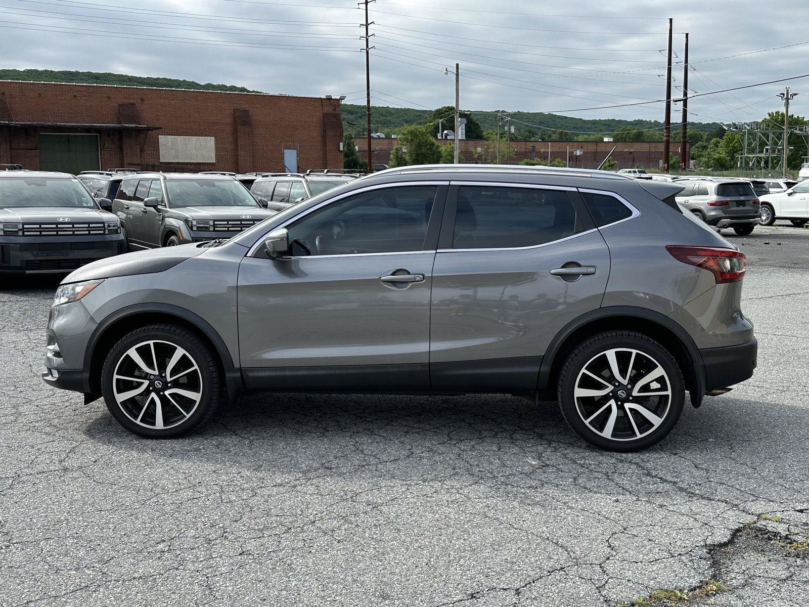 Used 2020 Nissan Rogue Sport SL AWD/4WD image 5