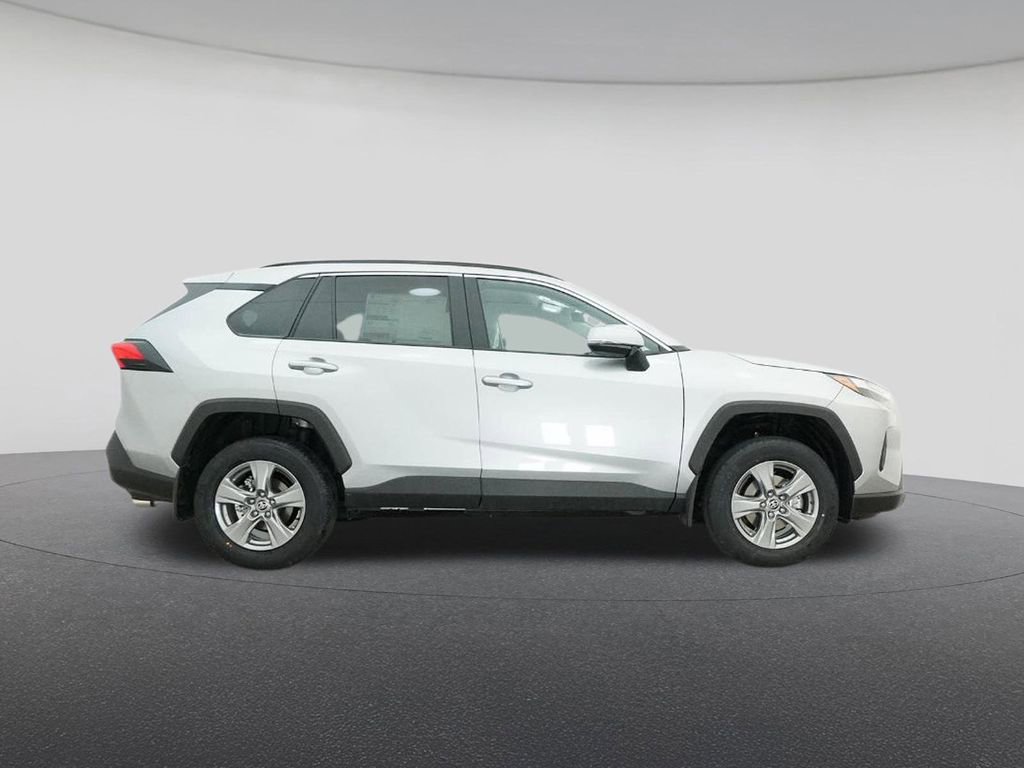 New 2025 Toyota RAV4 XLE image 27