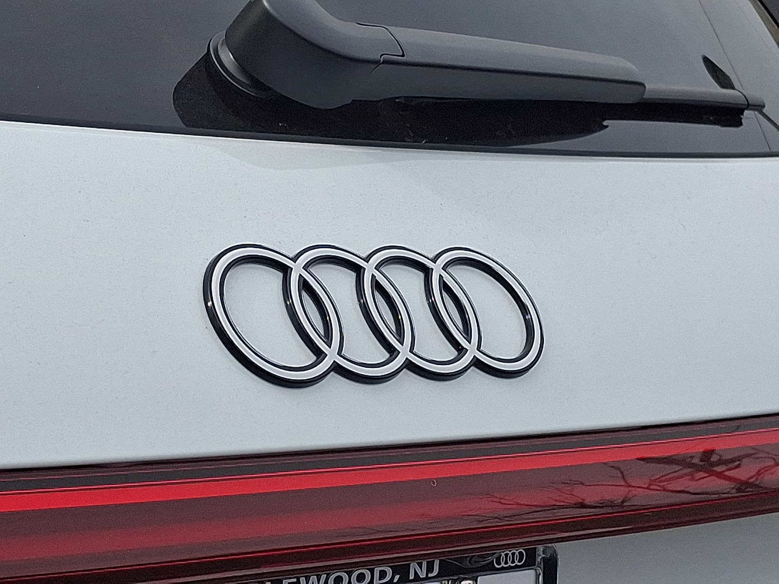 New 2025 Audi Q5 Premium Plus image 17