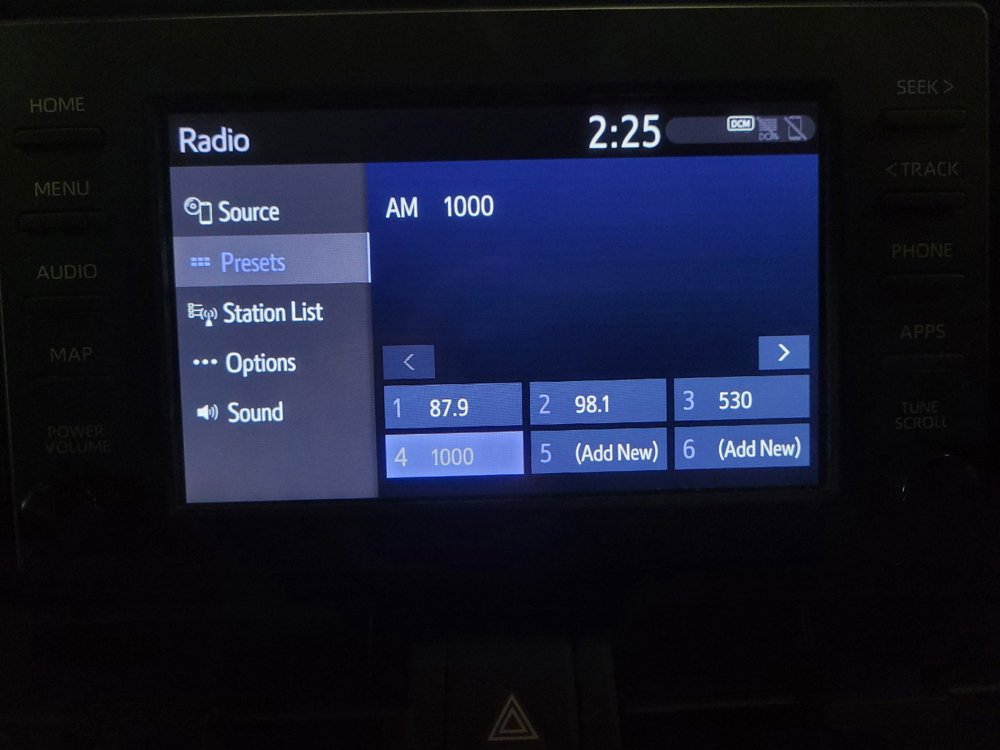 Used 2019 Toyota RAV4 LE AWD/4WD image 25