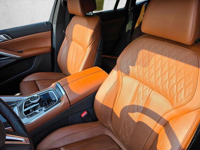 Used 2024 BMW X6 M60i AWD/4WD image 23