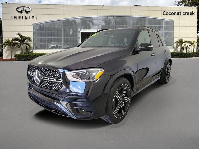 Used 2025 Mercedes-Benz GLE 350 4MATIC w/ AMG Line Exterior image 2