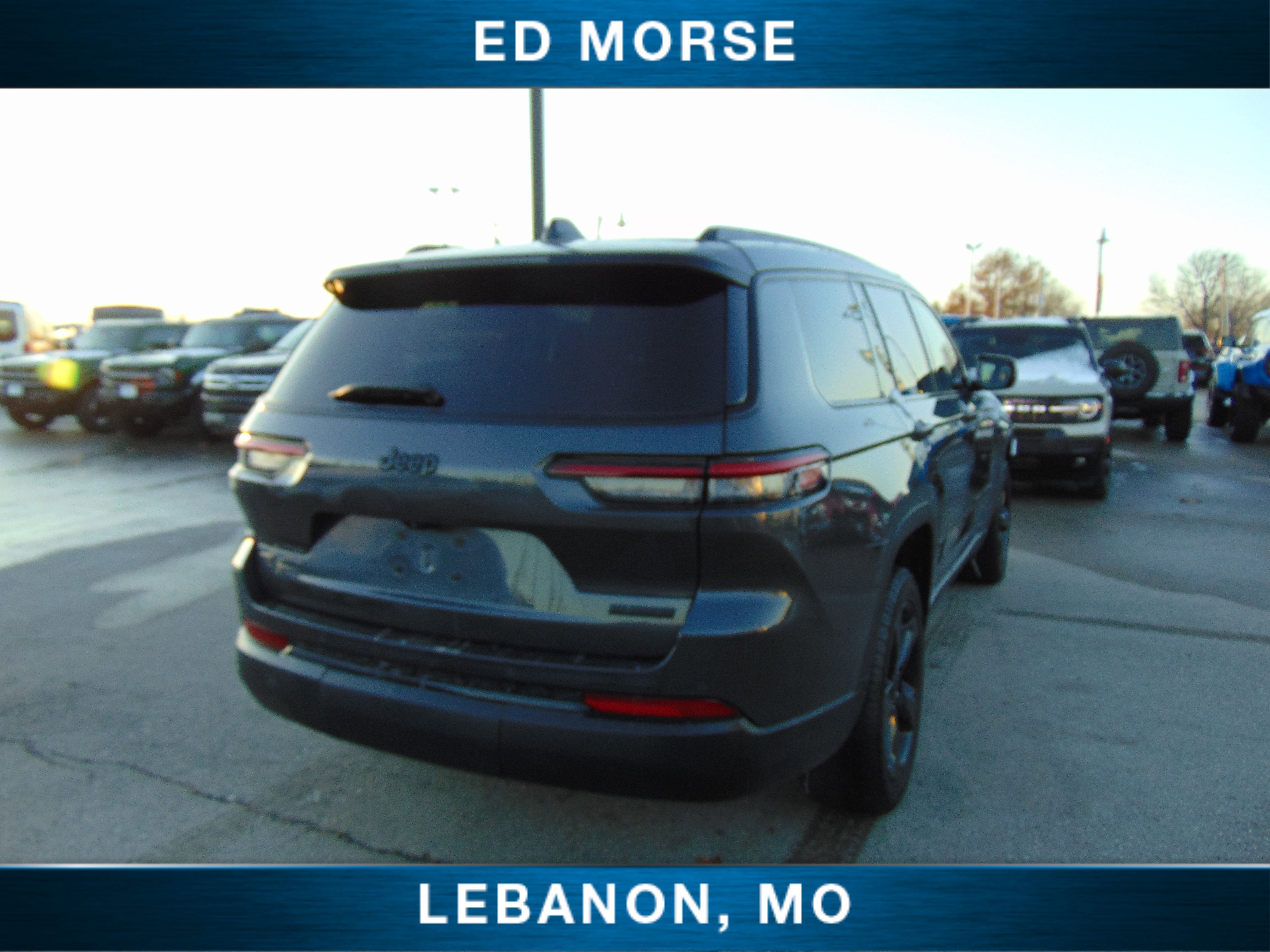 Used 2021 Jeep Grand Cherokee L Laredo image 6