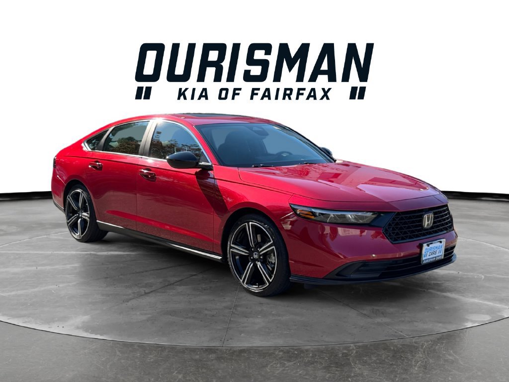Used 2025 Honda Accord Sport image 1