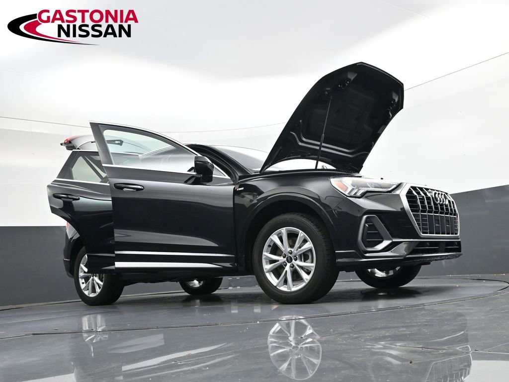 Used 2023 Audi Q3 2.0T Premium image 38