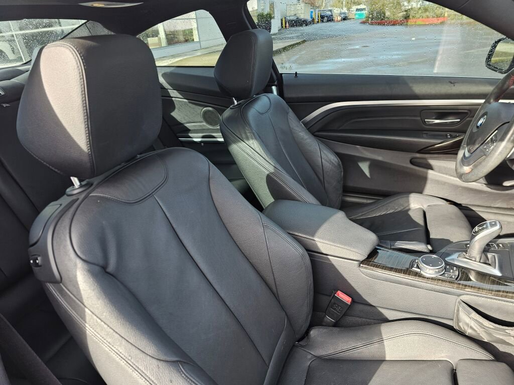 Used 2017 BMW 430i Coupe image 12