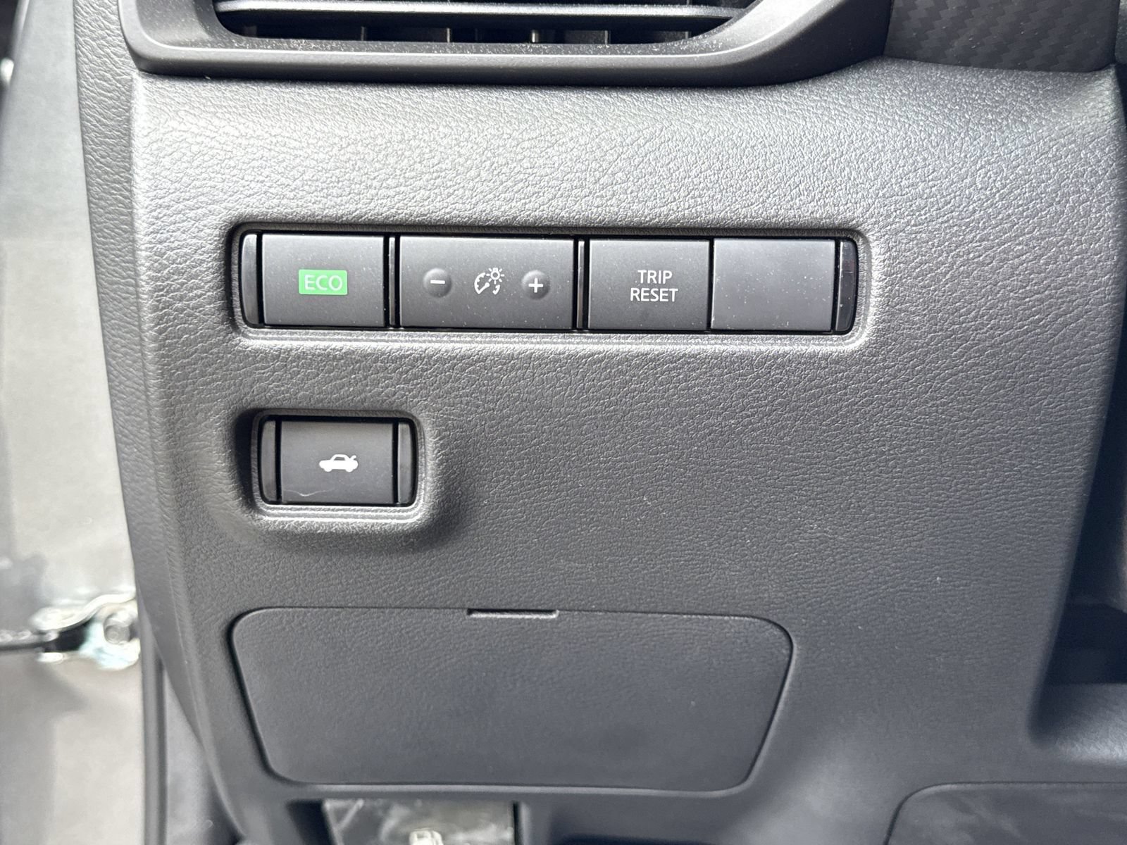 New 2025 Nissan Sentra S FWD image 9