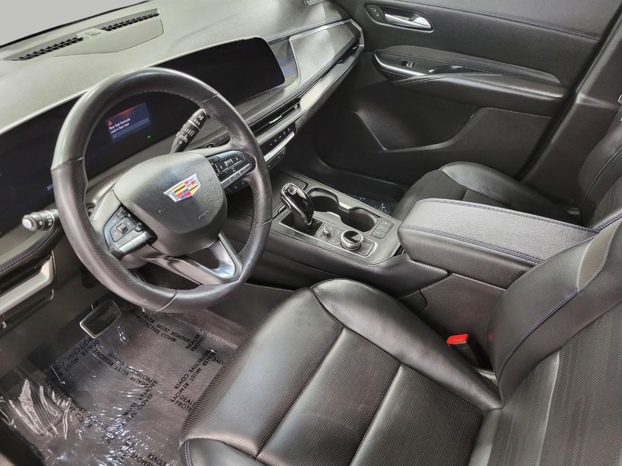 Certified 2024 Cadillac XT4 Sport AWD/4WD image 9