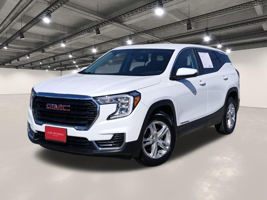 Used 2022 GMC Terrain SLE FWD image 1