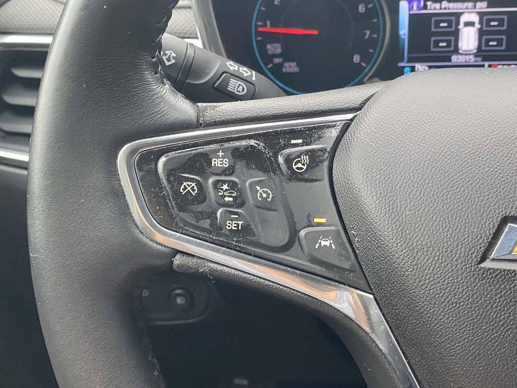 Used 2018 Chevrolet Equinox Premier FWD image 21