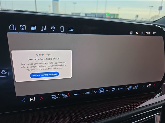 Used 2024 Chevrolet Traverse RS w/ LPO, Floor Liner Package image 25