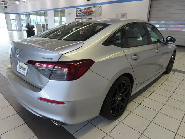 Used 2025 Honda Civic Sport image 11