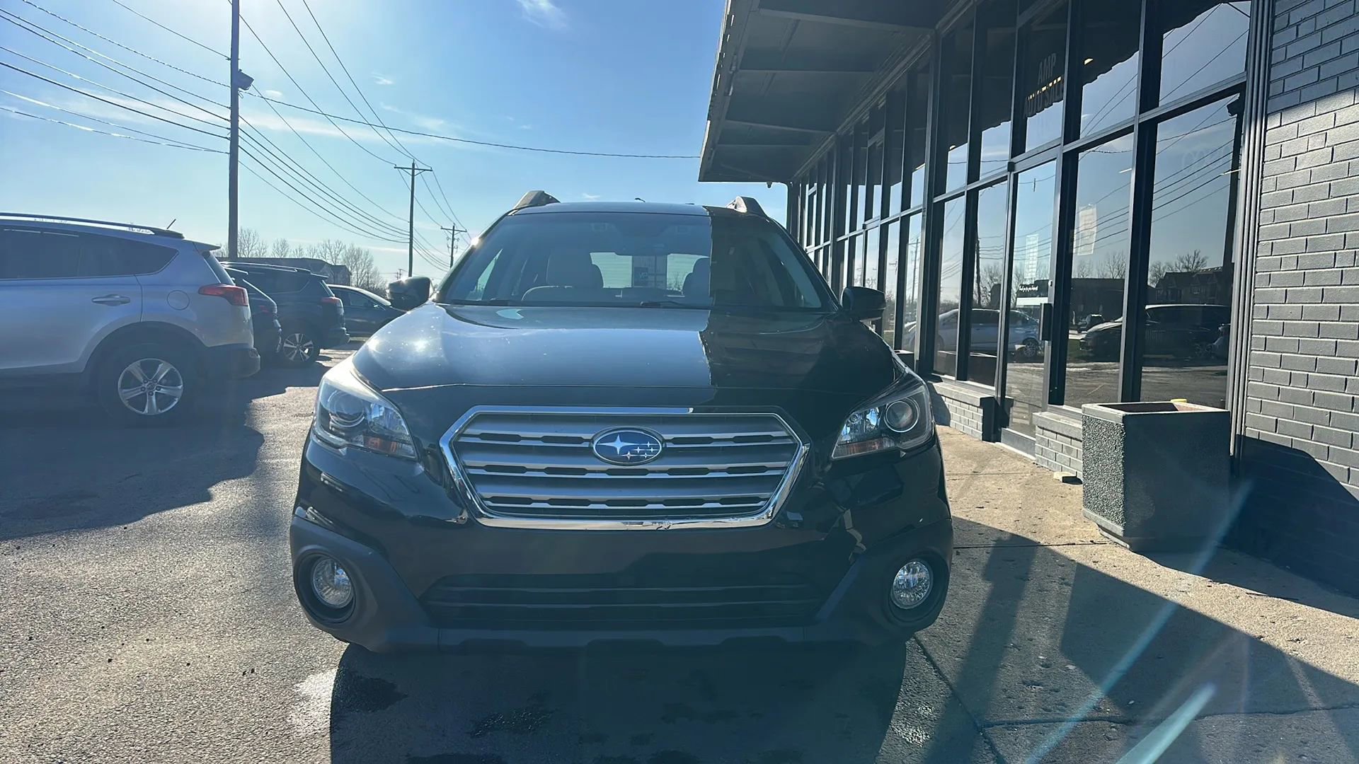 Used 2017 Subaru Outback 2.5i Premium image 2