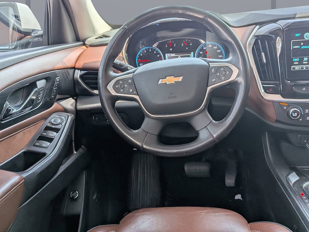 Used 2018 Chevrolet Traverse High Country AWD/4WD image 16