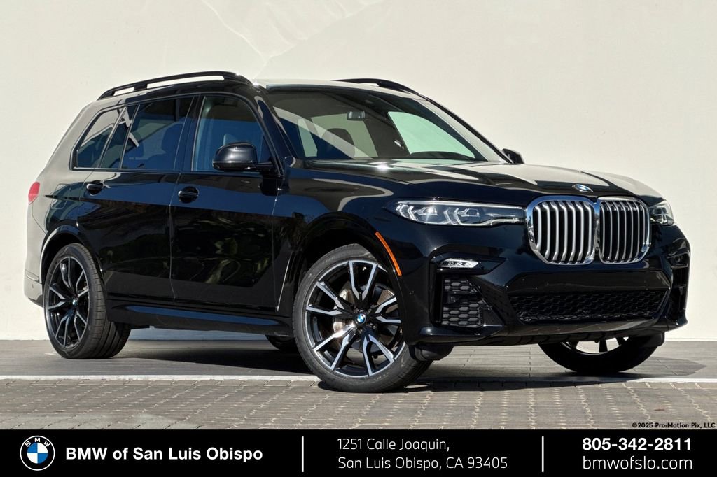Used 2022 BMW X7 xDrive40i w/ M Sport Package image 1