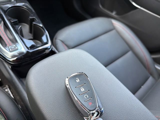 Used 2024 Chevrolet Trax RS w/ Sunroof Package image 33