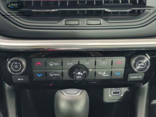 Used 2023 Jeep Compass Limited AWD/4WD image 23
