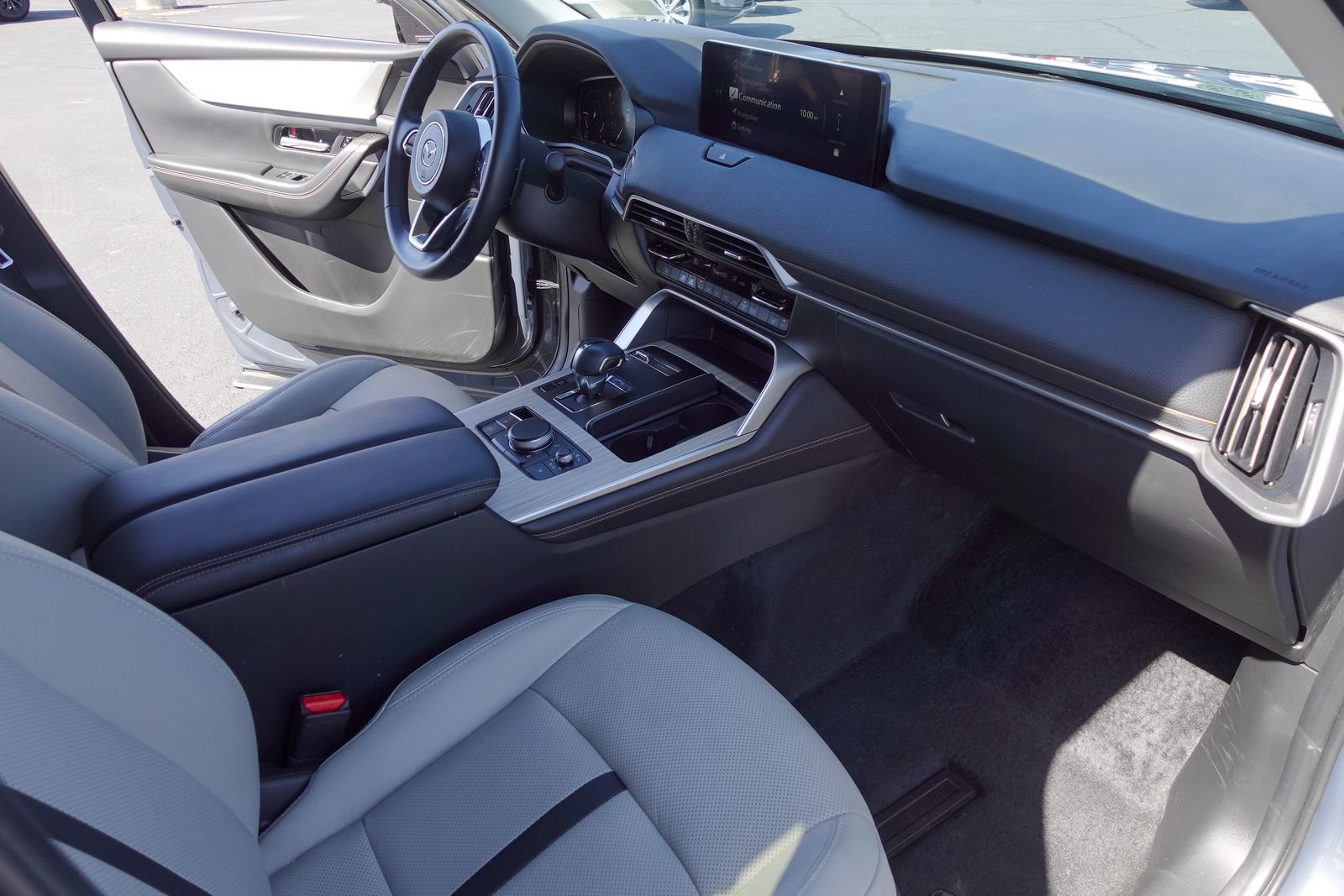 Certified 2025 MAZDA CX-70 Plug-In Hybrid w/ Premium Pkg AWD/4WD image 13