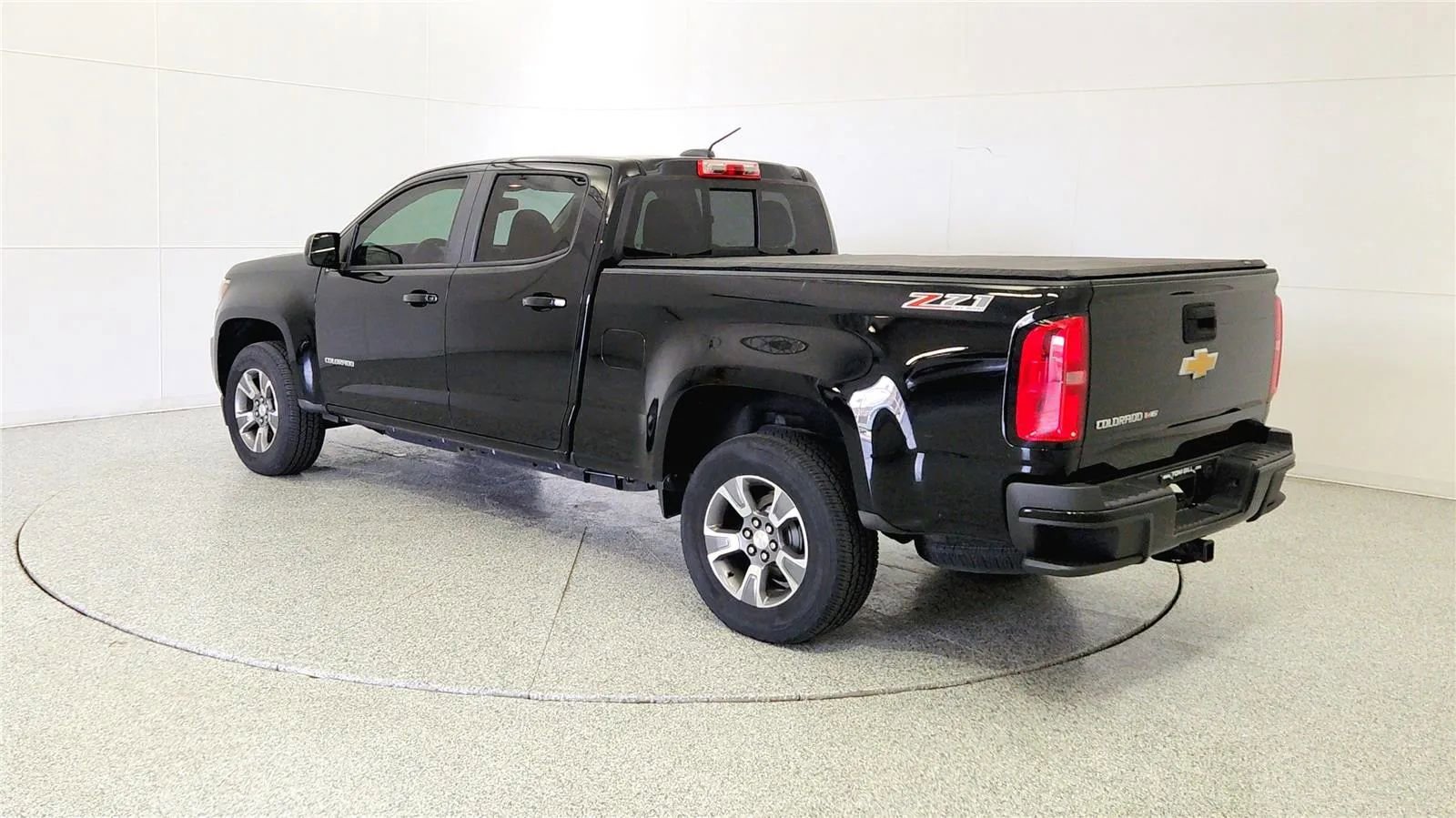 Used 2017 Chevrolet Colorado Z71 image 5