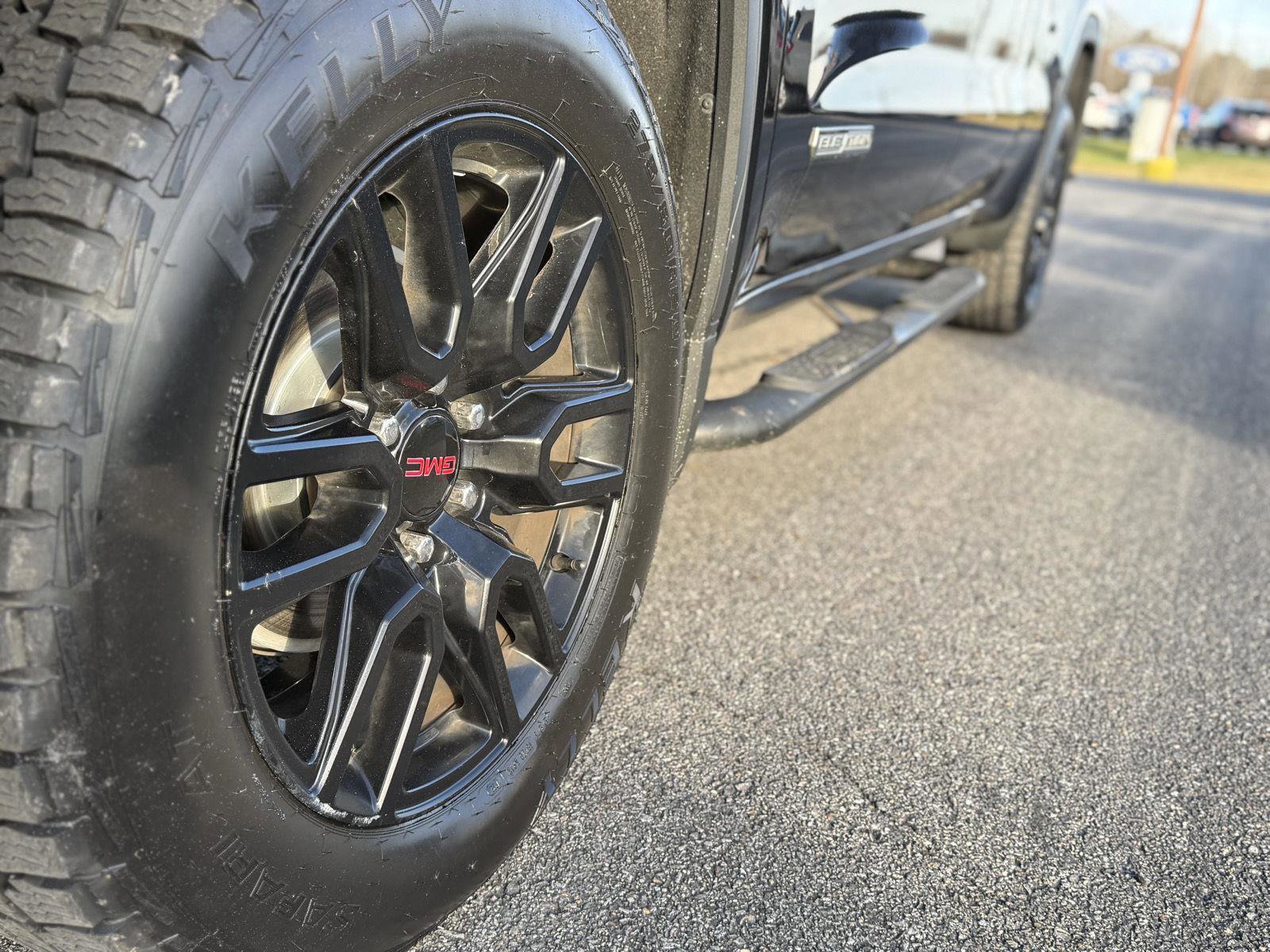 Used 2019 GMC Sierra 1500 Elevation w/ Elevation Value Package image 11