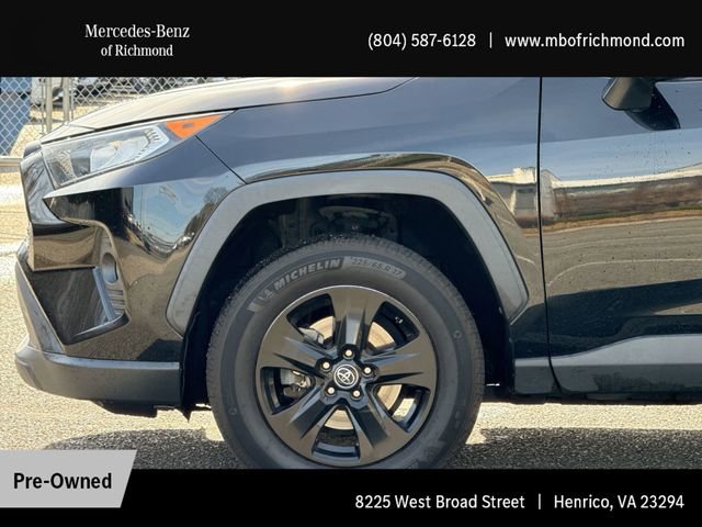 Used 2020 Toyota RAV4 XLE image 23