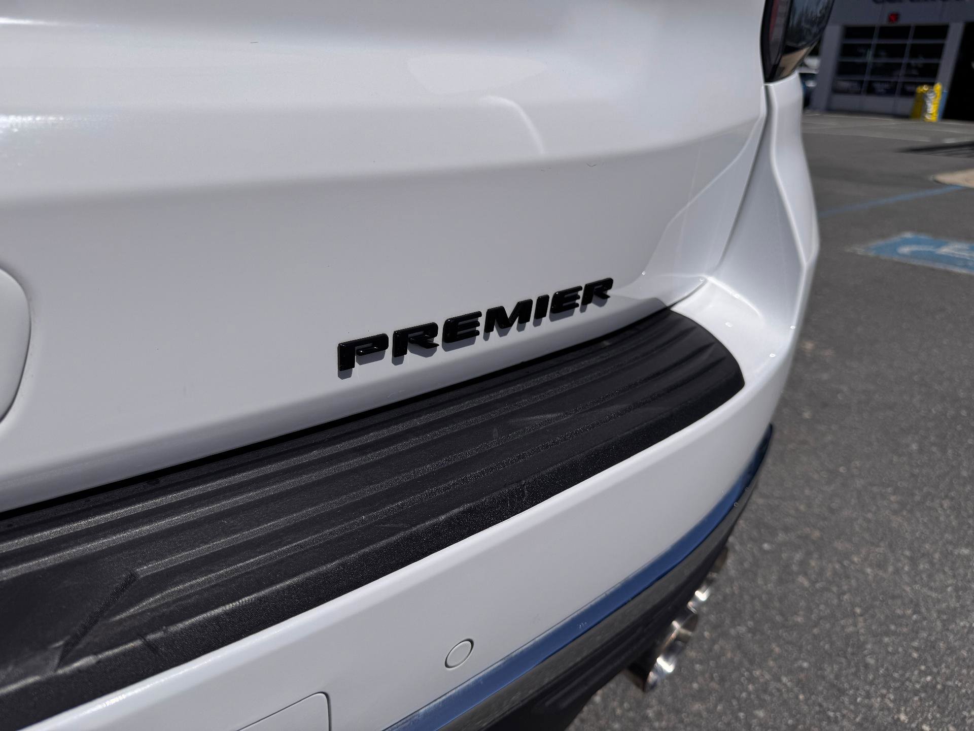 Used 2024 Chevrolet Suburban Premier w/ Premium Package AWD/4WD image 45