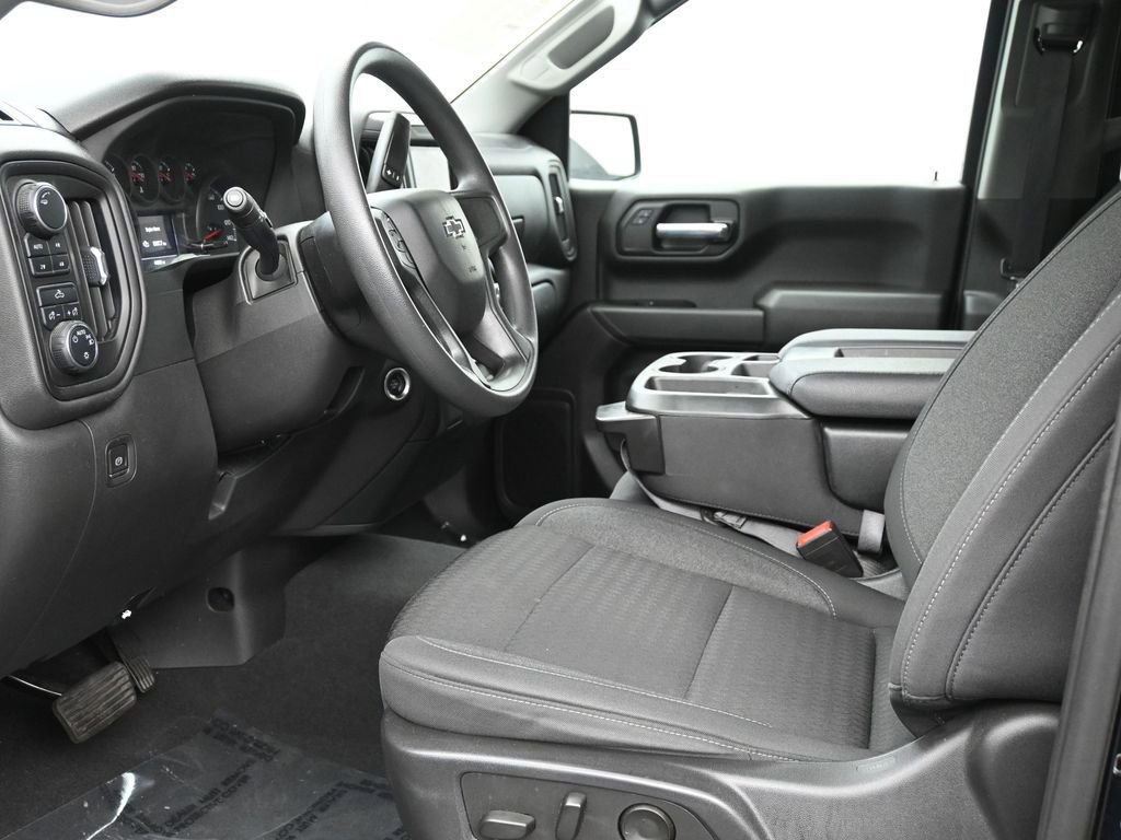 Used 2023 Chevrolet Silverado 1500 Custom Trail Boss AWD/4WD image 10