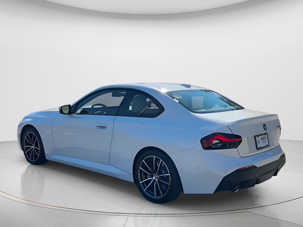 Certified 2026 BMW 230i Coupe w/ Convenience Package RWD image 6