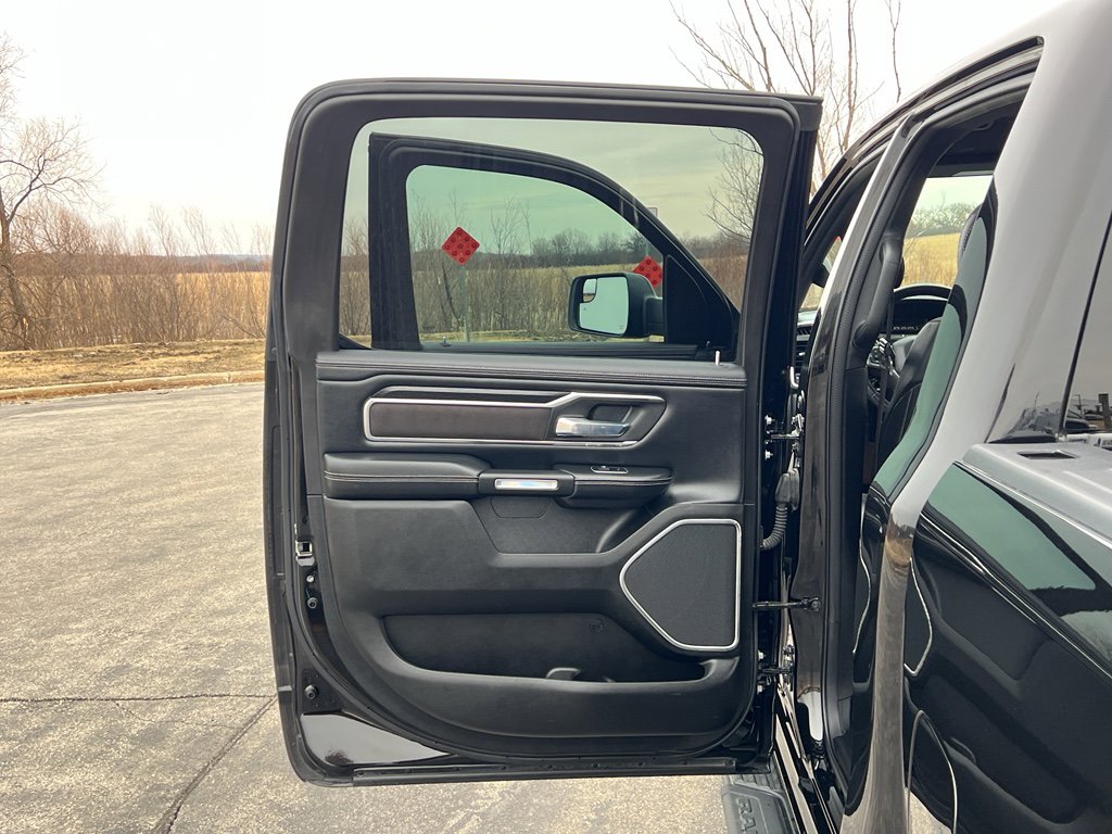 Used 2023 RAM 1500 Laramie image 36