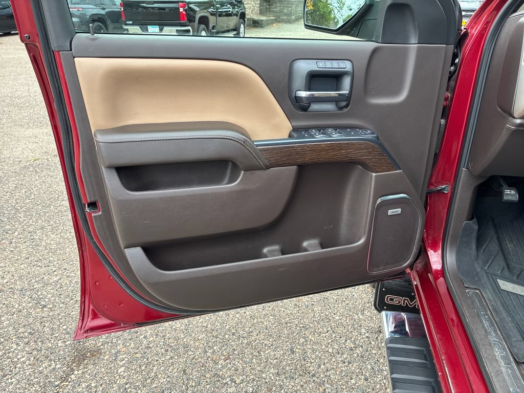 Used 2018 GMC Sierra 1500 Denali AWD/4WD image 11