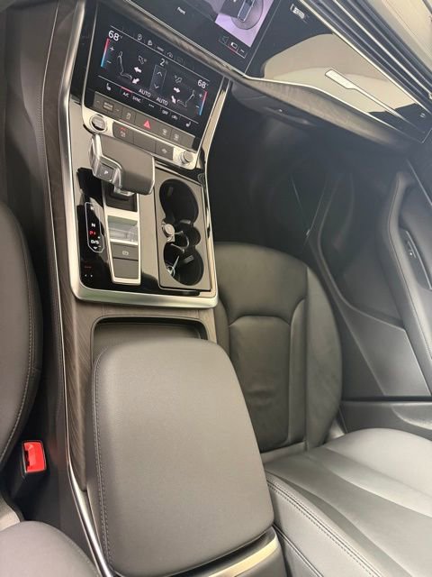 Used 2023 Audi Q7 2.0T Premium Plus w/ Premium Plus Package image 17