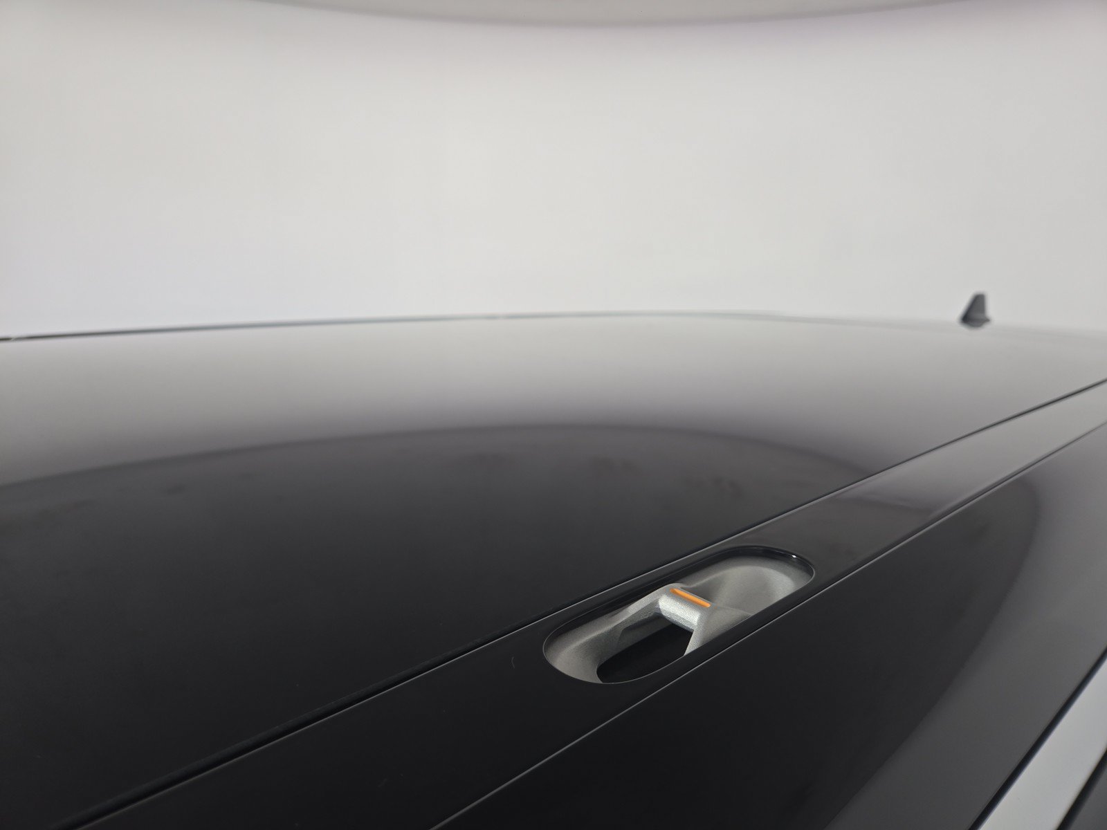 Used 2023 Rivian R1S Adventure AWD/4WD image 47