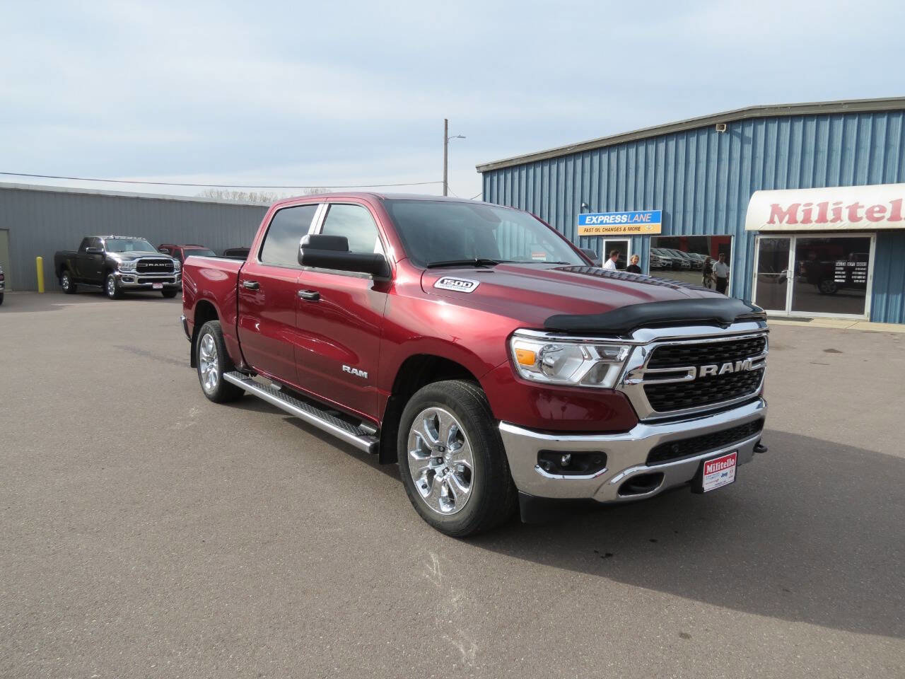 Used 2023 RAM 1500 Big Horn image 2