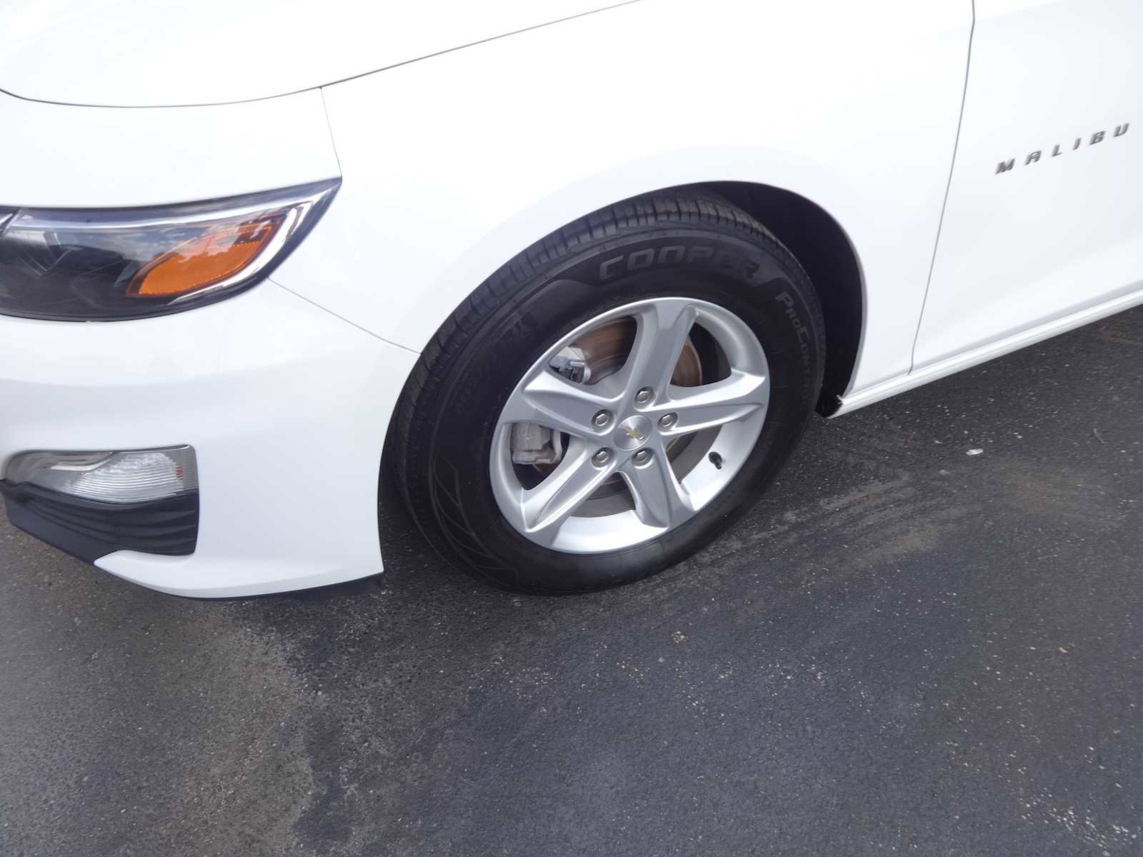 Used 2021 Chevrolet Malibu LS image 4