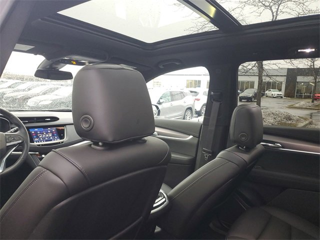 Certified 2024 Cadillac XT6 Luxury image 12