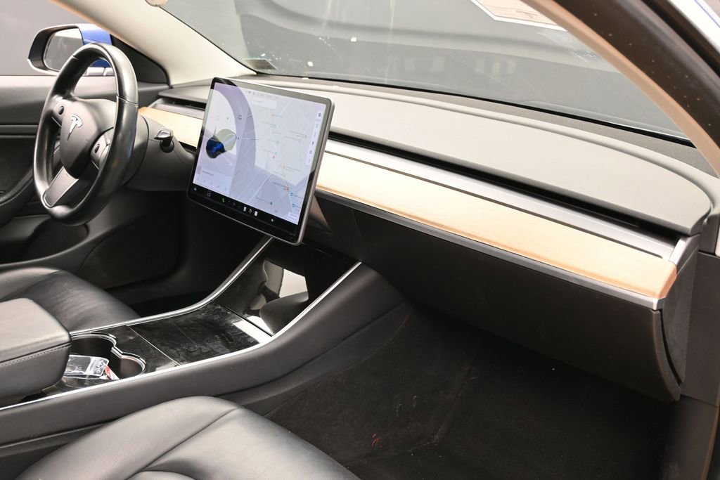 Used 2018 Tesla Model 3 Long Range image 37